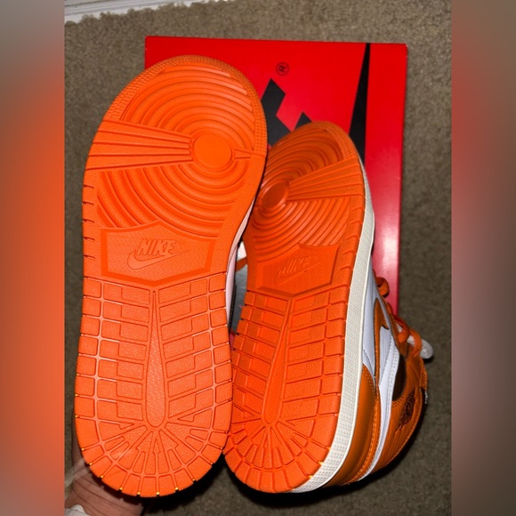 Jordan 1 retro high OG - starfish - Picture 5 of 5